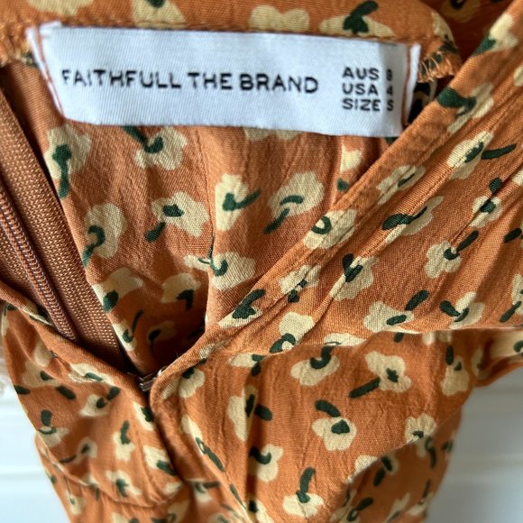 Faithfull the Brand | Cedric Jumpsuit in Vintage Bloom Peach Floral - Picture 5 of 5